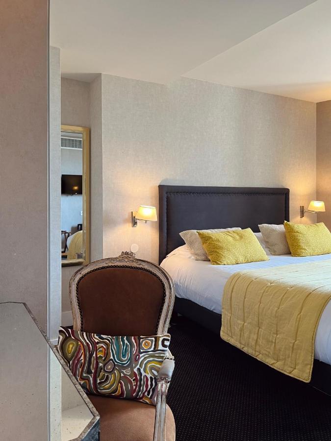 Hotel Des Basses Pyrenees - באיון מראה חיצוני תמונה