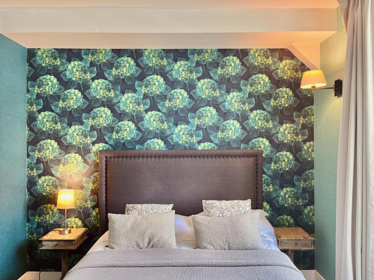 Hotel Des Basses Pyrenees - באיון מראה חיצוני תמונה
