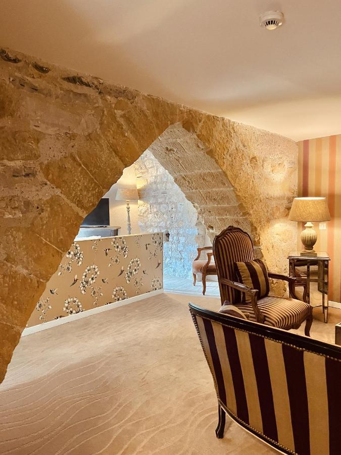 Hotel Des Basses Pyrenees - באיון מראה חיצוני תמונה